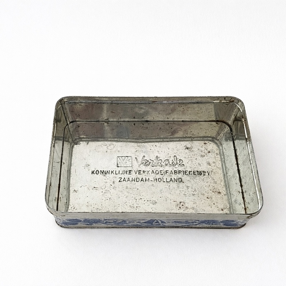 Vintage Verkade Holland Blue & White Windmill Biscuit Tin Metal Box - Picture 2 of 4